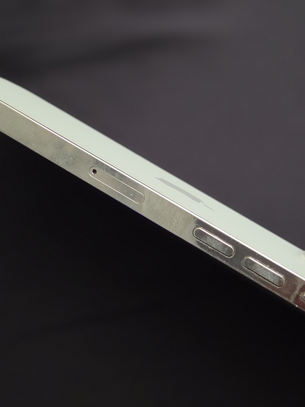 iPhone 12 Pro Max - Picture 5 of 5